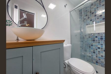 Casa à venda com 140m², 3 quartos e 2 vagasBanheiro 1