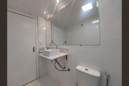 Casa à venda com 140m², 3 quartos e 2 vagasBanheiro 2