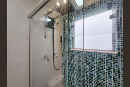 Casa à venda com 140m², 3 quartos e 2 vagasBanheiro 2