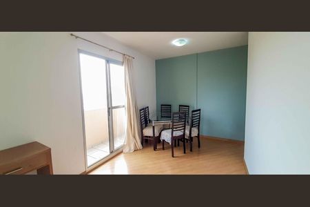 Apartamento à venda com 62m², 2 quartos e 1 vaga Apartamento à venda com 62m², 2 quartos e 1 vagaSala