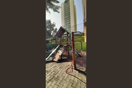 Apartamento à venda com 62m², 2 quartos e 1 vaga Apartamento à venda com 62m², 2 quartos e 1 vagaÁrea comum - Playground