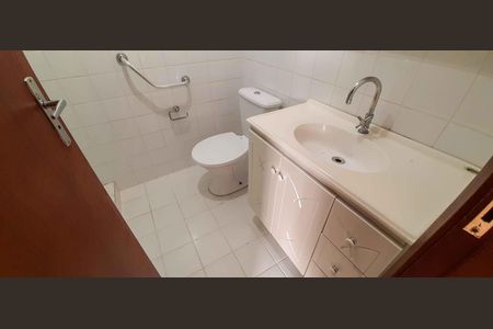 Apartamento à venda com 62m², 2 quartos e 1 vaga Apartamento à venda com 62m², 2 quartos e 1 vagaBanheiro