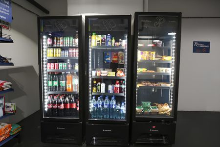 Apartamento à venda com 62m², 2 quartos e 1 vaga Apartamento à venda com 62m², 2 quartos e 1 vagaMini Mercado