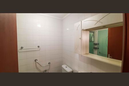 Apartamento à venda com 62m², 2 quartos e 1 vaga Apartamento à venda com 62m², 2 quartos e 1 vagaBanheiro