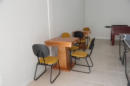 Apartamento à venda com 62m², 2 quartos e 1 vaga Apartamento à venda com 62m², 2 quartos e 1 vagaÁrea comum - Salão de Jogos