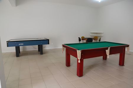 Apartamento à venda com 62m², 2 quartos e 1 vaga Apartamento à venda com 62m², 2 quartos e 1 vagaÁrea comum - Salão de Jogos