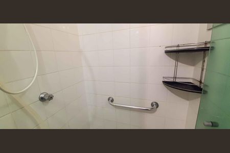 Apartamento à venda com 62m², 2 quartos e 1 vaga Apartamento à venda com 62m², 2 quartos e 1 vagaBanheiro