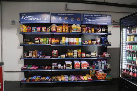 Apartamento à venda com 62m², 2 quartos e 1 vaga Apartamento à venda com 62m², 2 quartos e 1 vagaMini Mercado