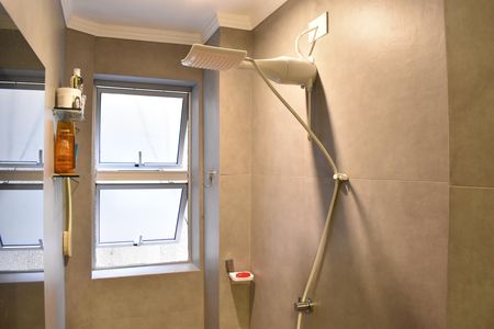 Apartamento para alugar com 92m², 3 quartos e sem vagaBanheiro