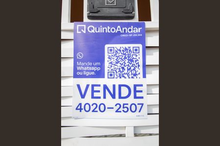 Casa à venda com 170m², 3 quartos e 2 vagas Casa à venda com 170m², 3 quartos e 2 vagasPlaca