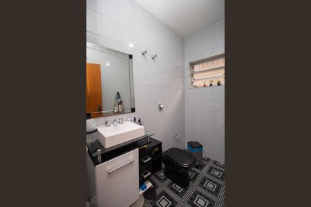 Casa à venda com 170m², 3 quartos e 2 vagas Casa à venda com 170m², 3 quartos e 2 vagasLavabo