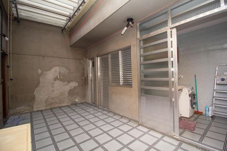 Casa à venda com 170m², 3 quartos e 2 vagas Casa à venda com 170m², 3 quartos e 2 vagasQuintal