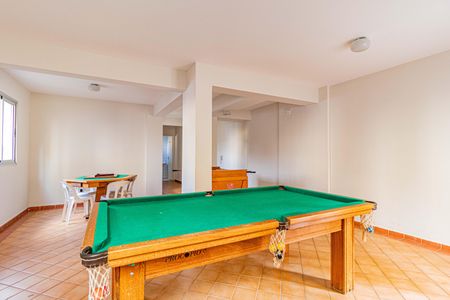 Apartamento à venda com 65m², 2 quartos e 1 vaga Apartamento à venda com 65m², 2 quartos e 1 vagaÁrea comum - Sala de jogos