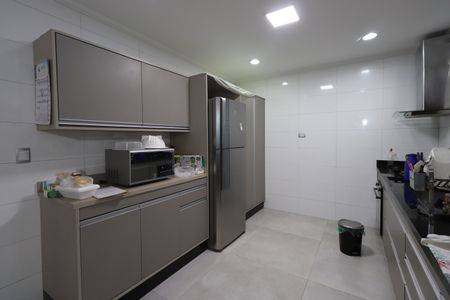 Casa à venda com 250m², 3 quartos e 3 vagasCozinha