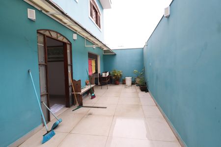 Casa à venda com 250m², 3 quartos e 3 vagasQuintal