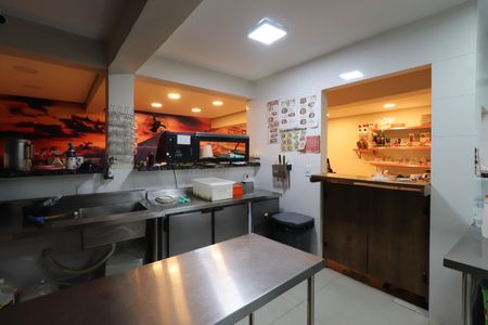 Casa à venda com 250m², 3 quartos e 3 vagasÁrea Comum - Salão