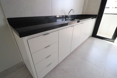 Apartamento para alugar com 84m², 3 quartos e 2 vagasCozinha e Área de Serviço