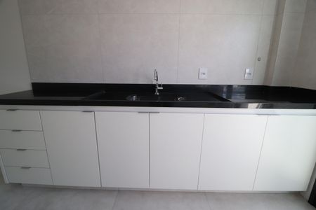 Apartamento para alugar com 84m², 3 quartos e 2 vagasCozinha e Área de Serviço