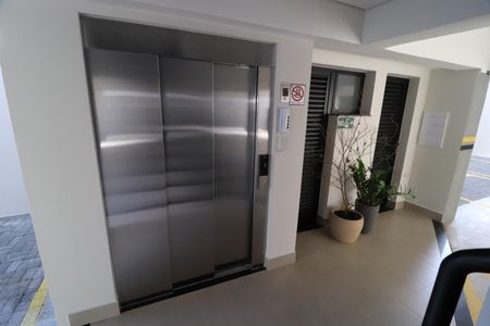 Apartamento para alugar com 84m², 3 quartos e 2 vagasElevador