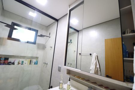 Casa de condomínio para alugar com 400m², 2 quartos e 4 vagasBanheiro da Suíte 2