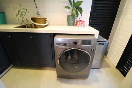 Casa de condomínio para alugar com 400m², 2 quartos e 4 vagasÁrea de Serviço