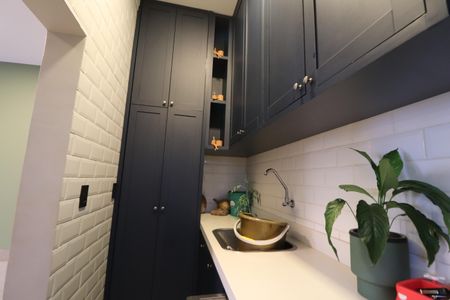 Casa de condomínio para alugar com 400m², 2 quartos e 4 vagasÁrea de Serviço