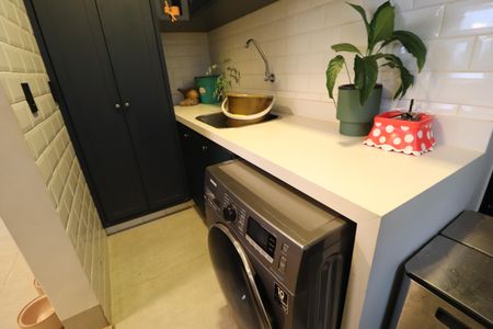 Casa de condomínio para alugar com 400m², 2 quartos e 4 vagasÁrea de Serviço