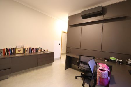 Casa de condomínio para alugar com 400m², 2 quartos e 4 vagas Suíte 1