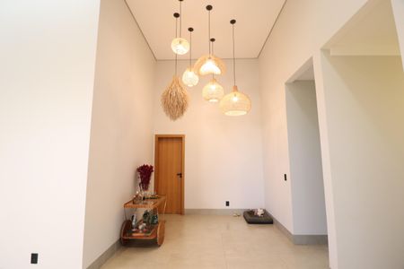 Casa de condomínio para alugar com 400m², 2 quartos e 4 vagasSala