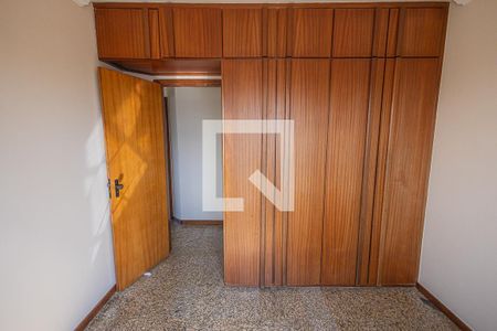 Apartamento à venda com 175m², 4 quartos e 2 vagasQuarto 2