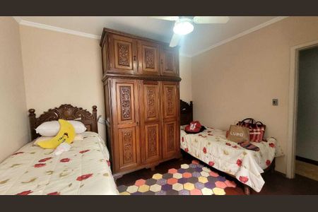 Casa à venda com 178m², 3 quartos e 3 vagas