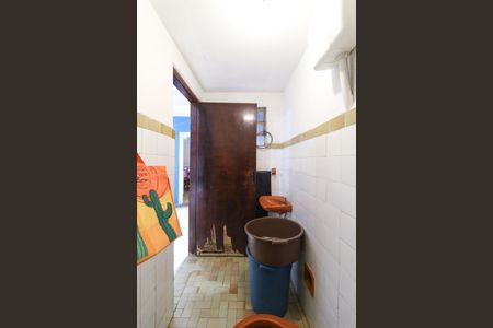 Casa à venda com 180m², 3 quartos e 2 vagasBanheiro de serviço