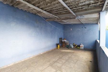 Casa à venda com 180m², 3 quartos e 2 vagasTerraço