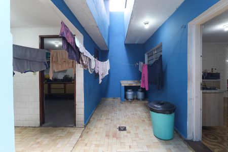 Casa à venda com 180m², 3 quartos e 2 vagasÁrea de serviço