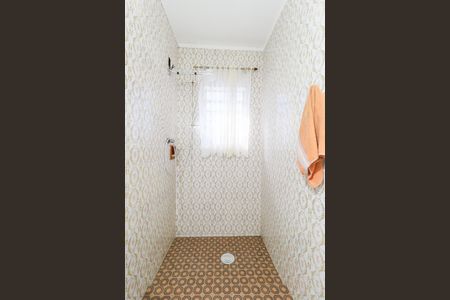 Casa à venda com 180m², 3 quartos e 2 vagasBanheiro 3