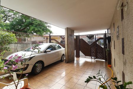 Casa à venda com 180m², 3 quartos e 2 vagasGaragem