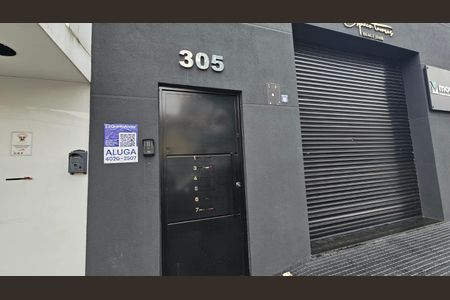 Casa para alugar com 52m², 2 quartos e sem vagaFachada + Placa