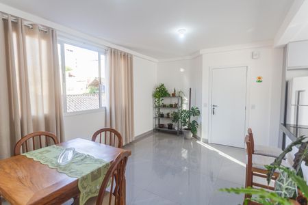 Apartamento à venda com 74m², 3 quartos e 2 vagas Apartamento à venda com 74m², 3 quartos e 2 vagasSala