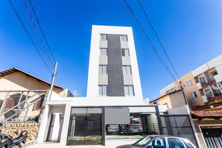 Apartamento à venda com 74m², 3 quartos e 2 vagas Apartamento à venda com 74m², 3 quartos e 2 vagasFachada