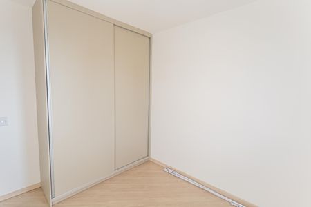 Apartamento à venda com 74m², 3 quartos e 2 vagas Apartamento à venda com 74m², 3 quartos e 2 vagasQuarto 1