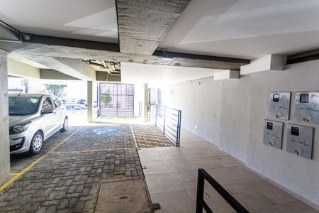 Apartamento à venda com 74m², 3 quartos e 2 vagas Apartamento à venda com 74m², 3 quartos e 2 vagasÁrea comum - Estacionamento