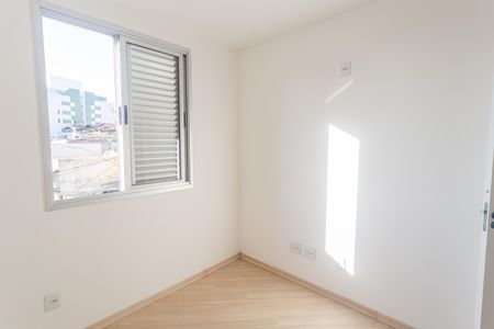 Apartamento à venda com 74m², 3 quartos e 2 vagas Apartamento à venda com 74m², 3 quartos e 2 vagasQuarto 1
