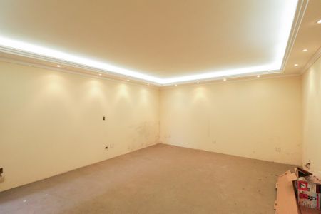 Casa à venda com 900m², 4 quartos e 12 vagasSalão 2