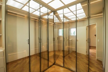 Casa à venda com 900m², 4 quartos e 12 vagasSuíte 3