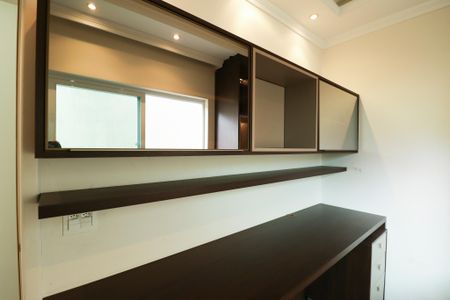 Casa à venda com 900m², 4 quartos e 12 vagasEscritório