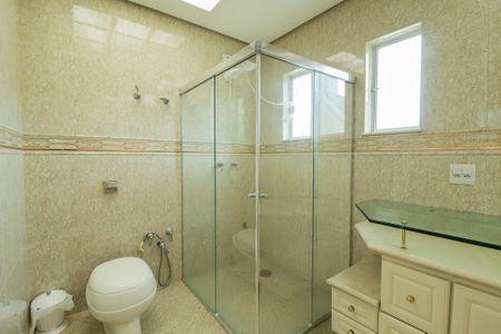 Casa à venda com 900m², 4 quartos e 12 vagasBanheiro da Suíte 3