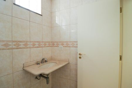 Casa à venda com 900m², 4 quartos e 12 vagasSauna e Banheiro da Sauna