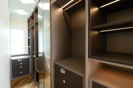 Casa à venda com 900m², 4 quartos e 12 vagasSuíte 1