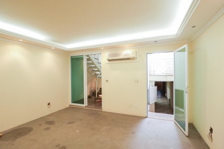 Casa à venda com 900m², 4 quartos e 12 vagasSalão 2