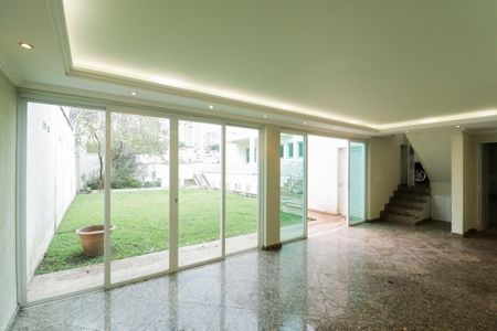 Casa à venda com 900m², 4 quartos e 12 vagasSalão 1